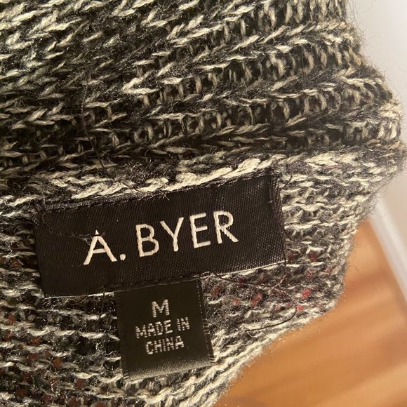 A. Byer | 100% Rabbit Tuft Long Cardigan | M - Picture 6 of 9